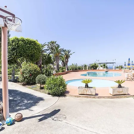 Apartament In Con Piscina - Tropea *