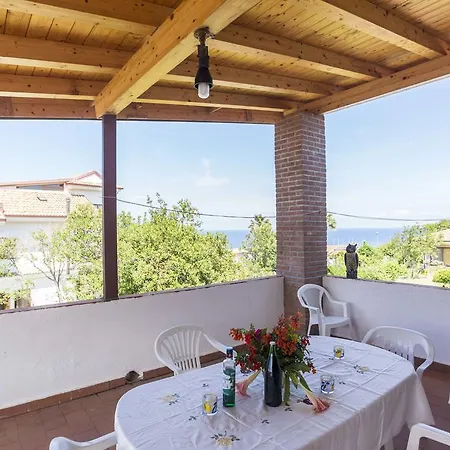 Apartament In Con Piscina - Tropea