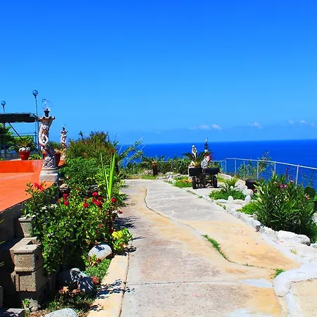 Apartament In Con Piscina - Tropea Santa Domenica (Vibo Valentia)